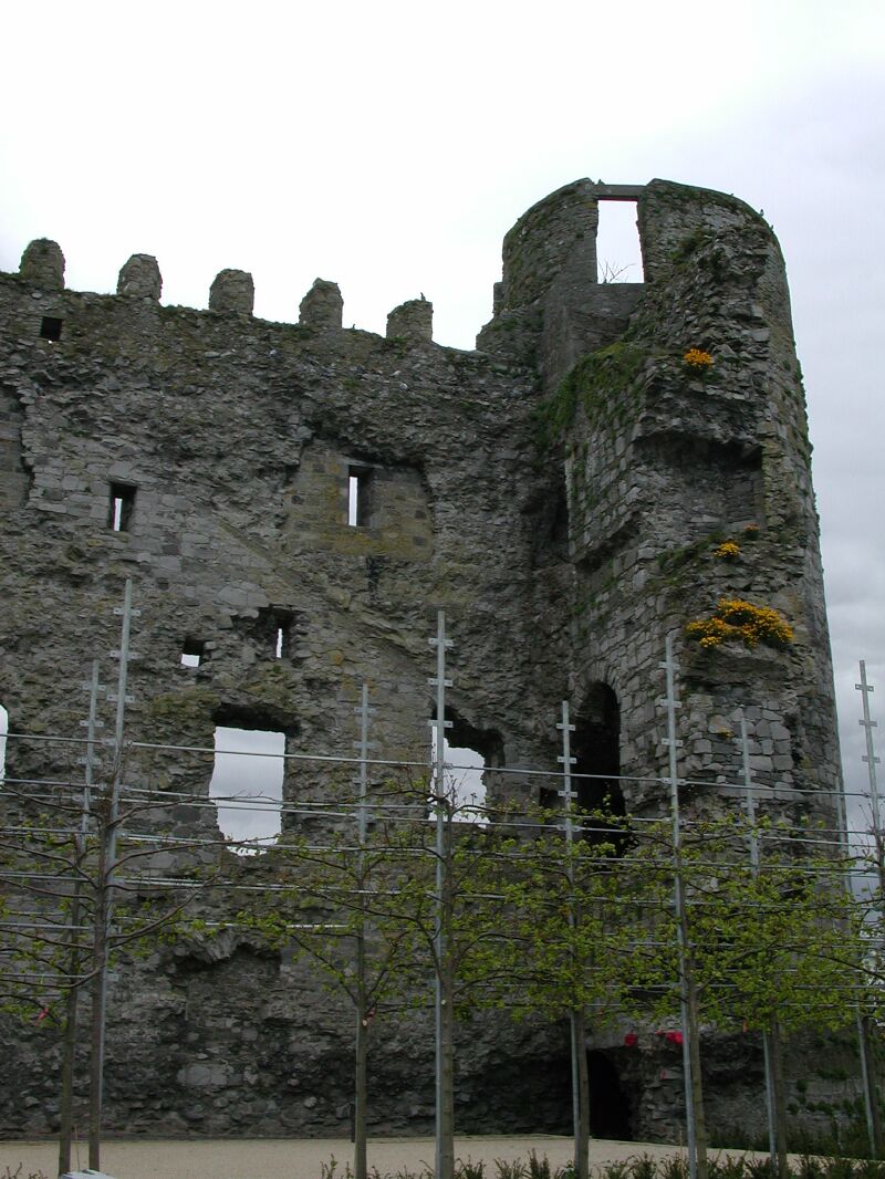 10 - Castle.jpg