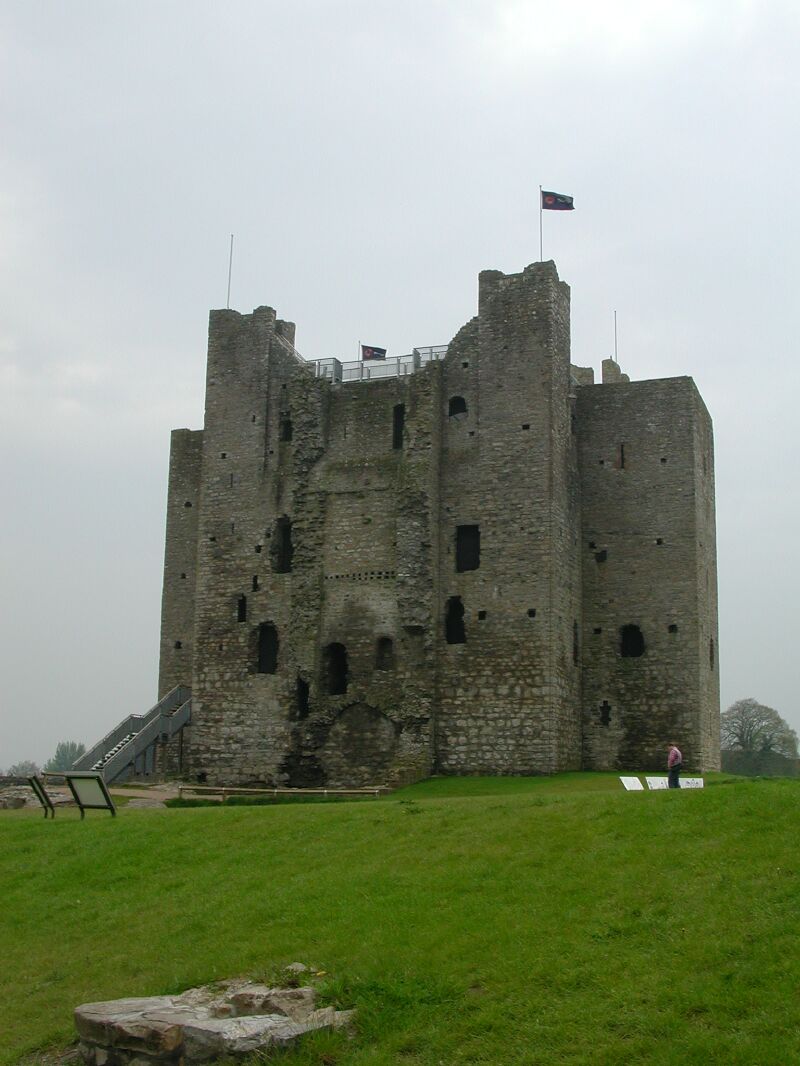 09 - Trim Castle.jpg