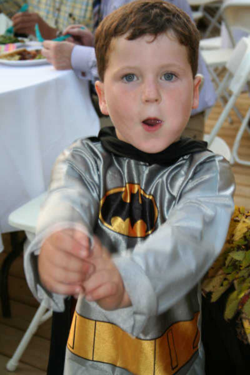 Batman fighting.jpg